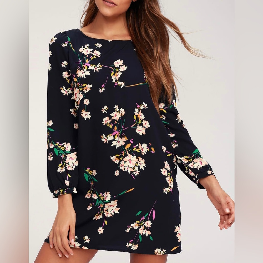 Women’s Lulus Herbaceous Babe Navy Floral Print Shift Dress Size Small